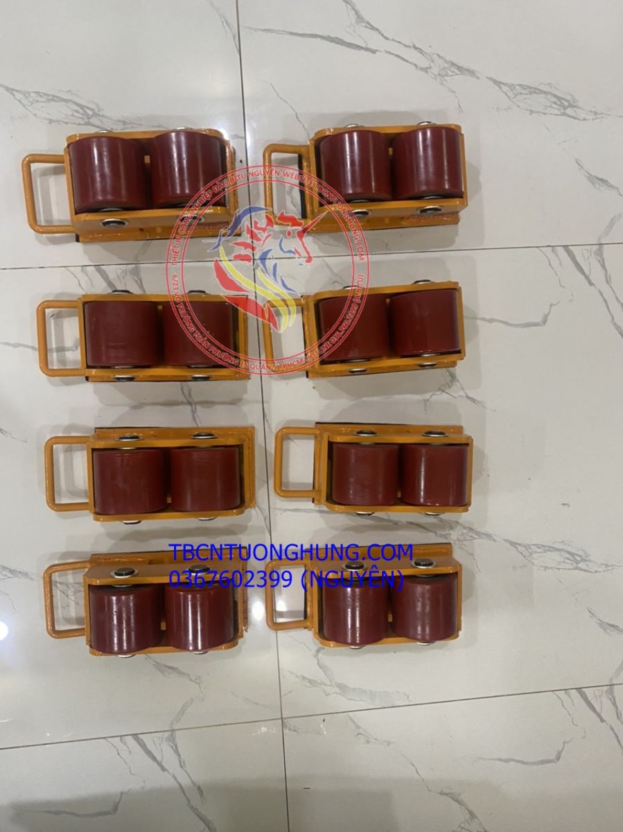 Rùa di chuyển hàng Kawasaki 2,5 tấn