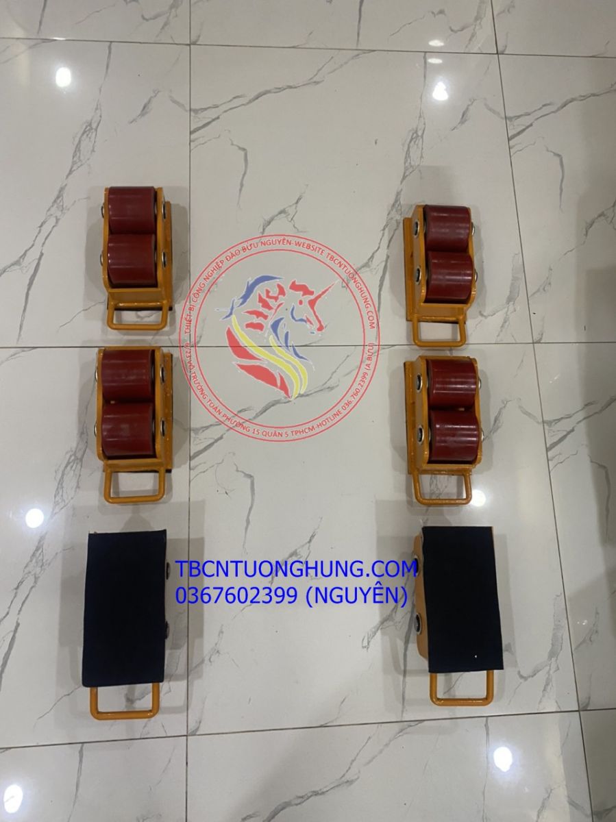 Rùa di chuyển hàng Kawasaki 2,5 tấn