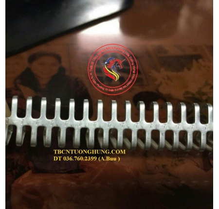 XƯƠNG CÁ INOX NỐI BĂNG TẢI TAIWAN