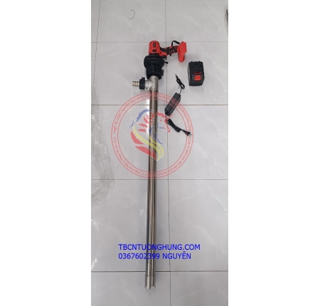 Bơm dầu nhớt bằng pin ống inox