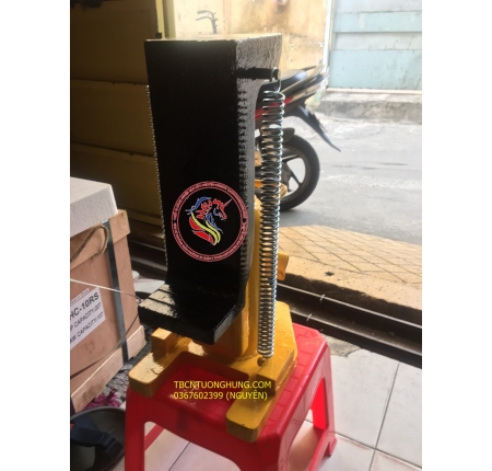  ĐỘI (KÍCH) MÓC THỦY LỰC 5 TẤN KAWASAKI