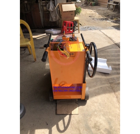 KHUNG MÁY CẮT BÊ TÔNG KC