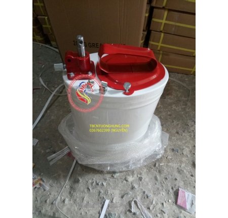 THÙNG BƠM MỠ BÒ BẰNG TAY 8KG-10KG KOORFLCO TAIWAN