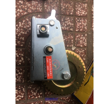 TỜI CÁP QUAY TAY 2500LBS CHINA